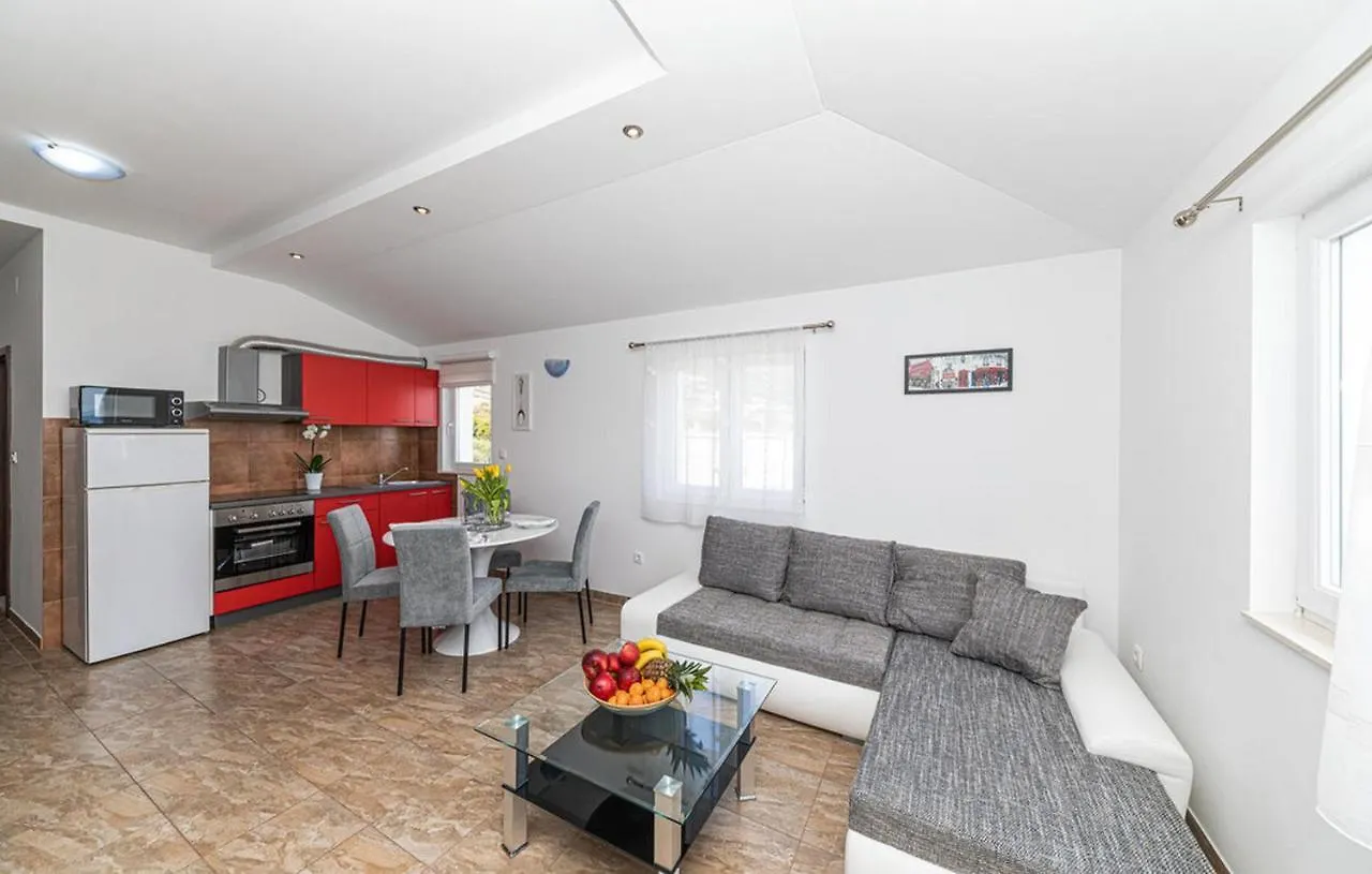 Villa Hana Kaštel Novi Chorvatsko