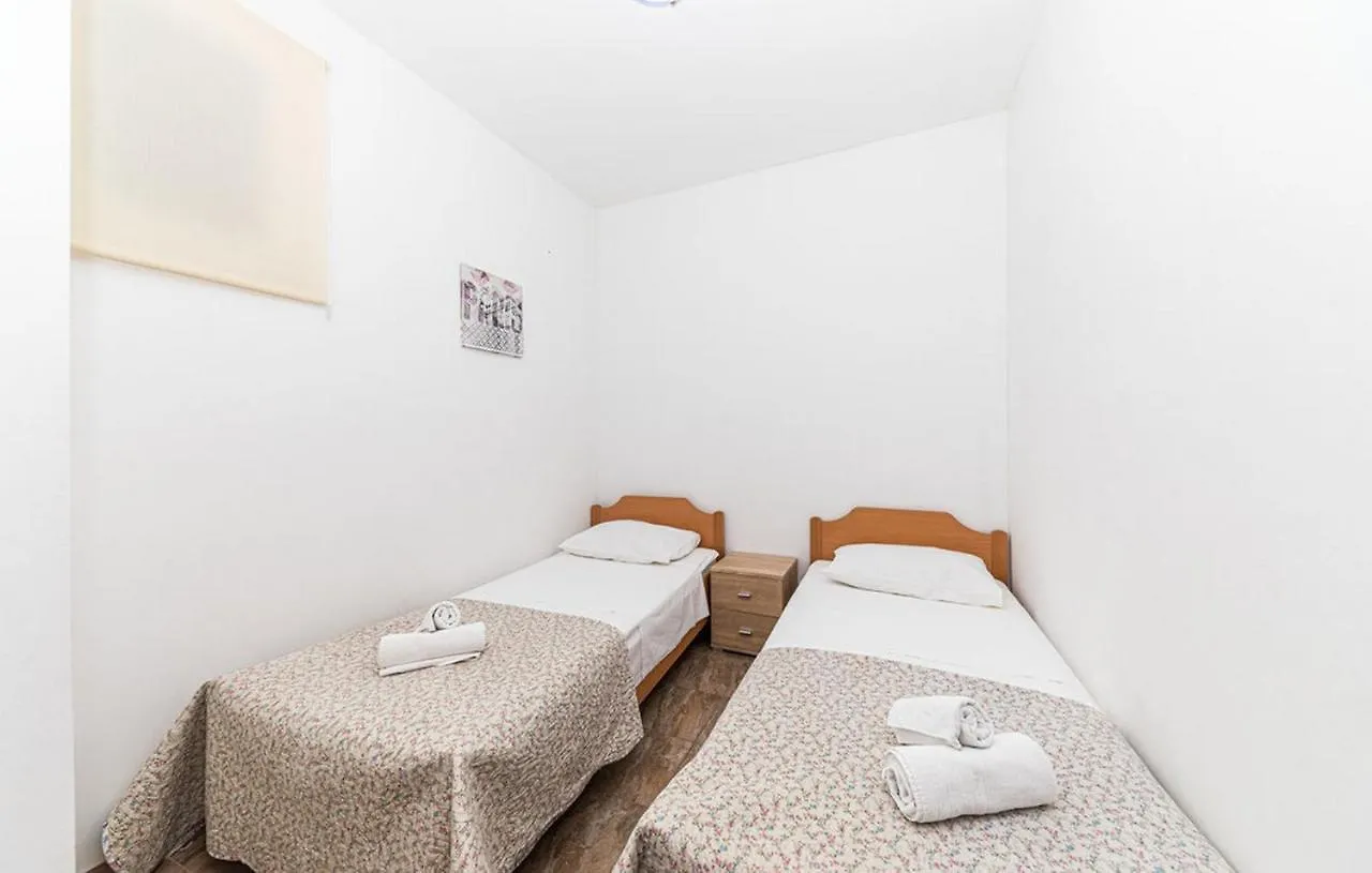 Villa Hana Kaštel Novi